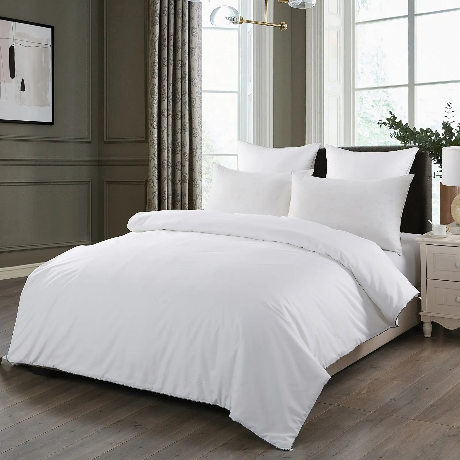 100% Silk Filled Eco-Lux Quilt | 300GSM | 100% Cotton Cover | King | White