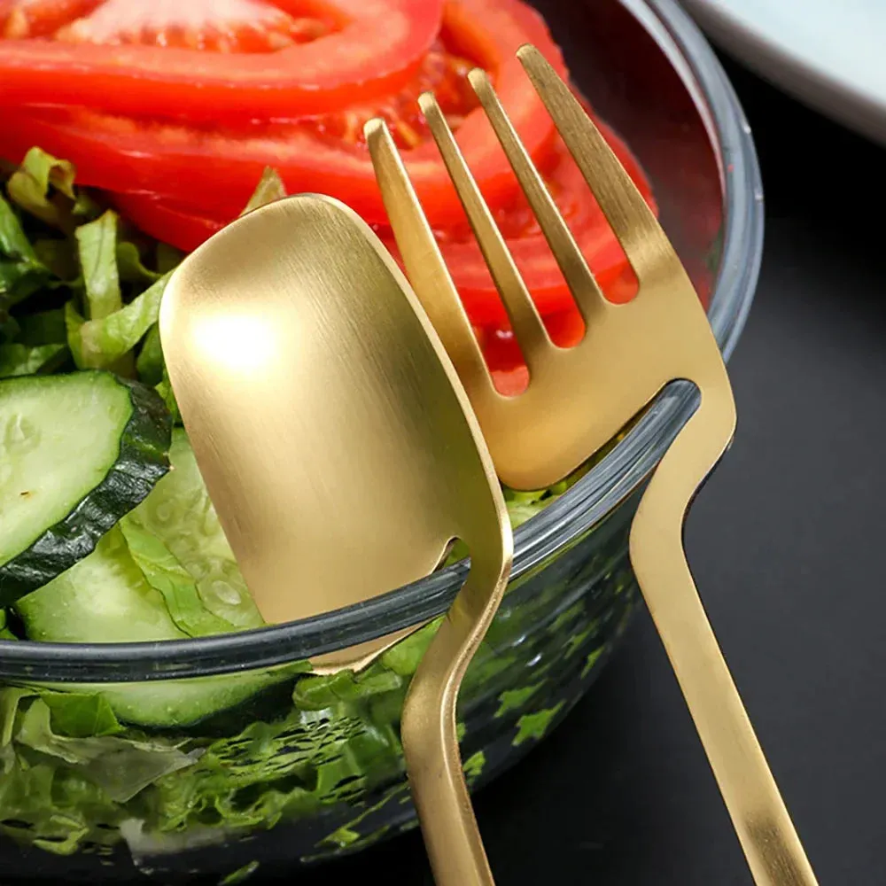 16 Piece Stainless Steel Cutlery Set For Kitchen Use