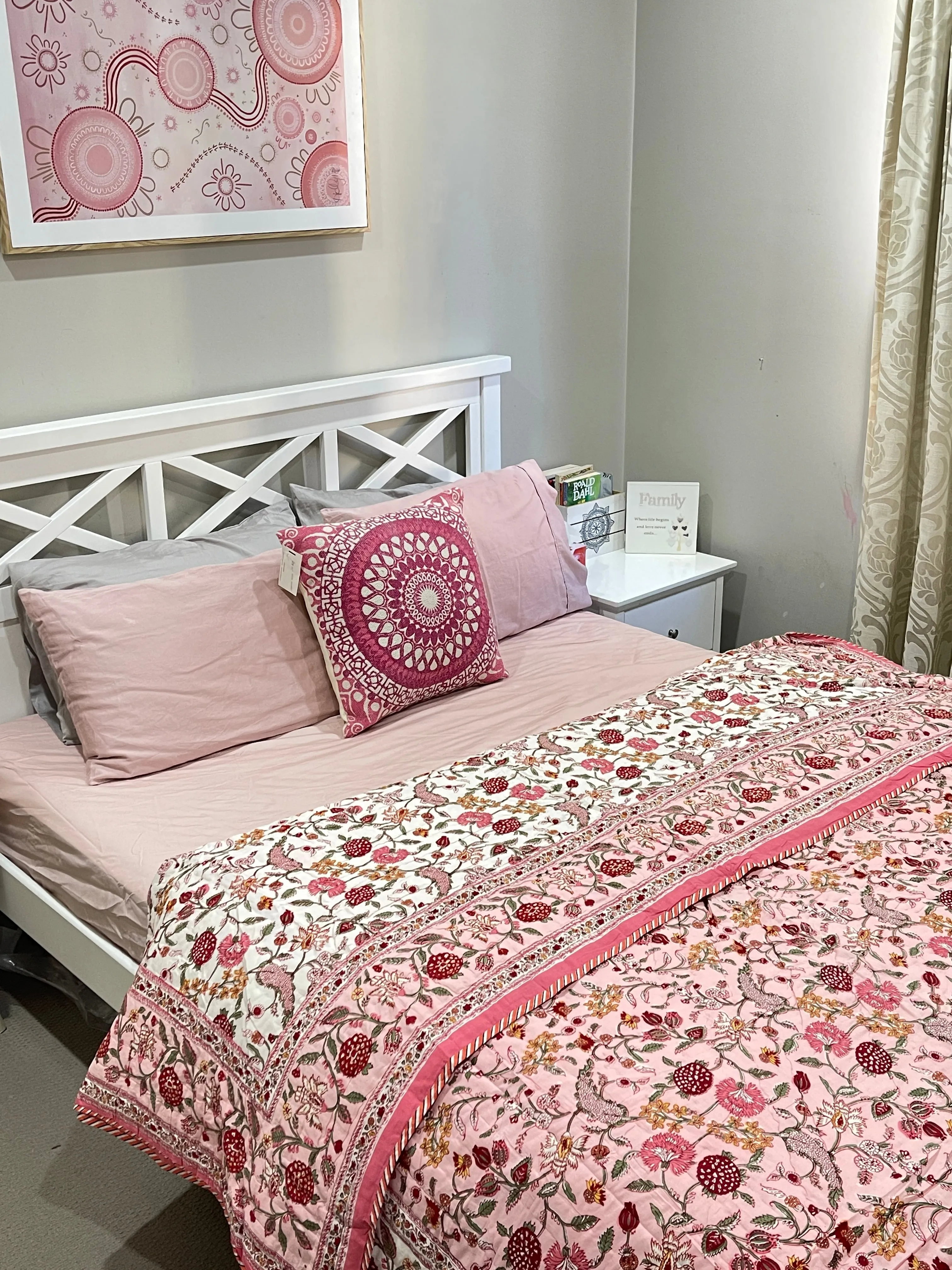 Fruity Pink Floral Cotton Padded Kantha Bedspread Quilt Comforter